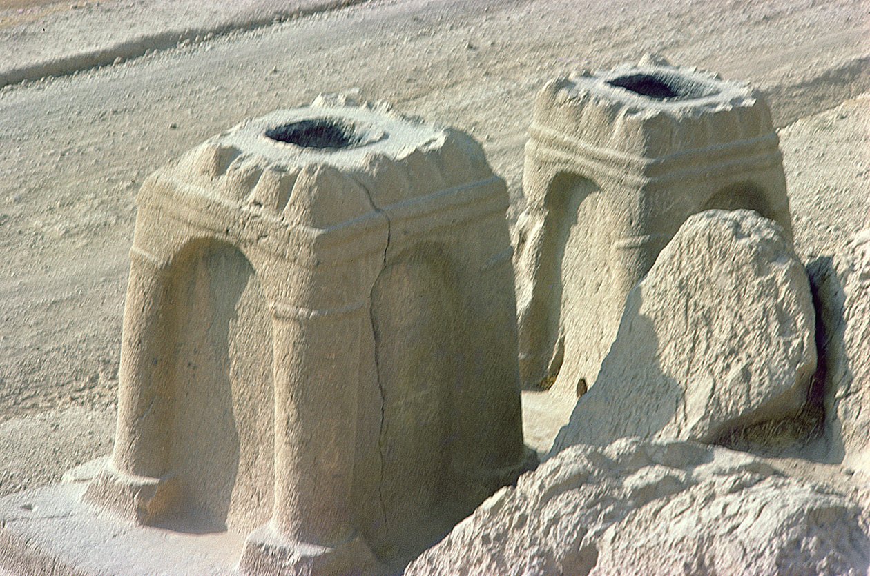 Ildaltre, 3.-7. århundrede af Sasanian School