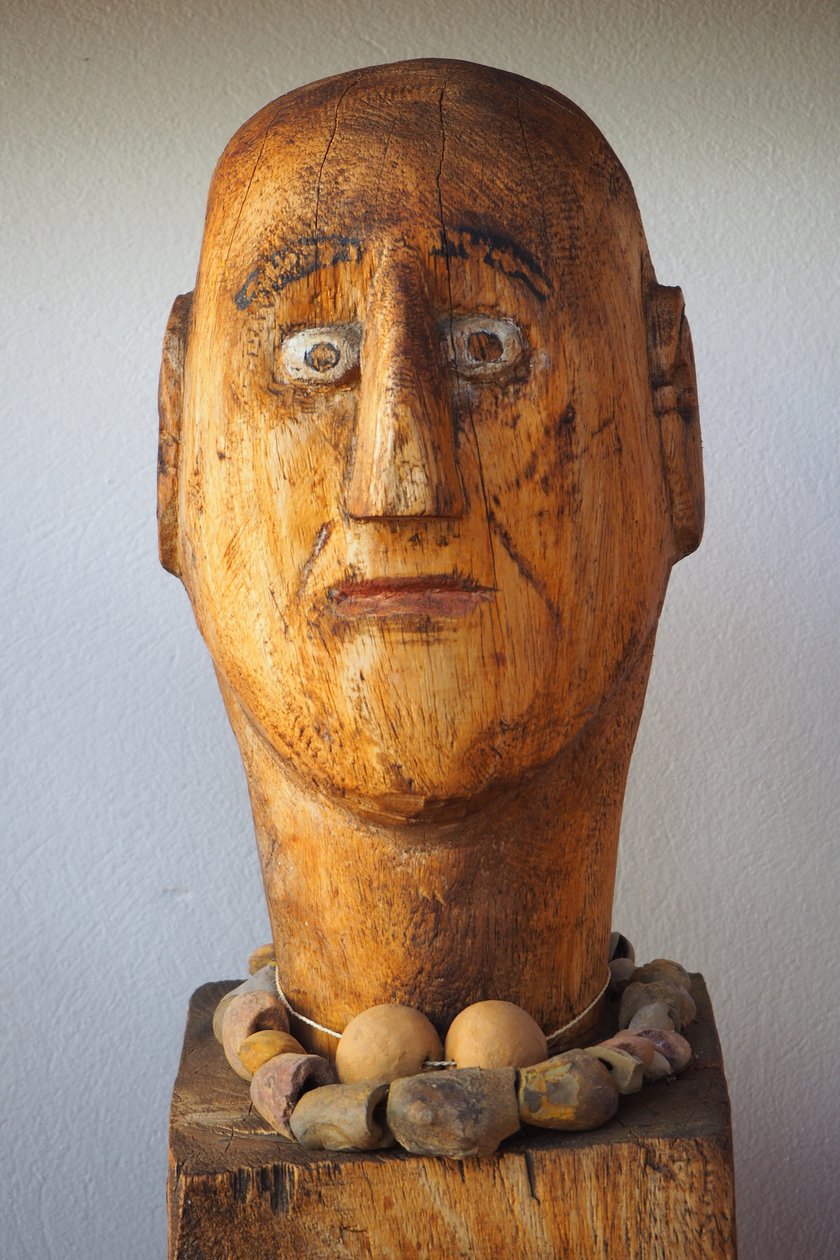 Naiv skulptur af School Colombian