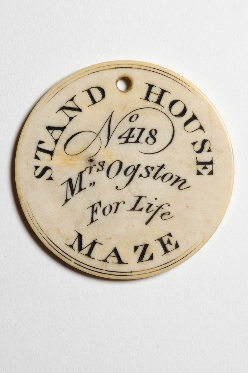 Maze Ground, Belfast (elfenben) af School Irish