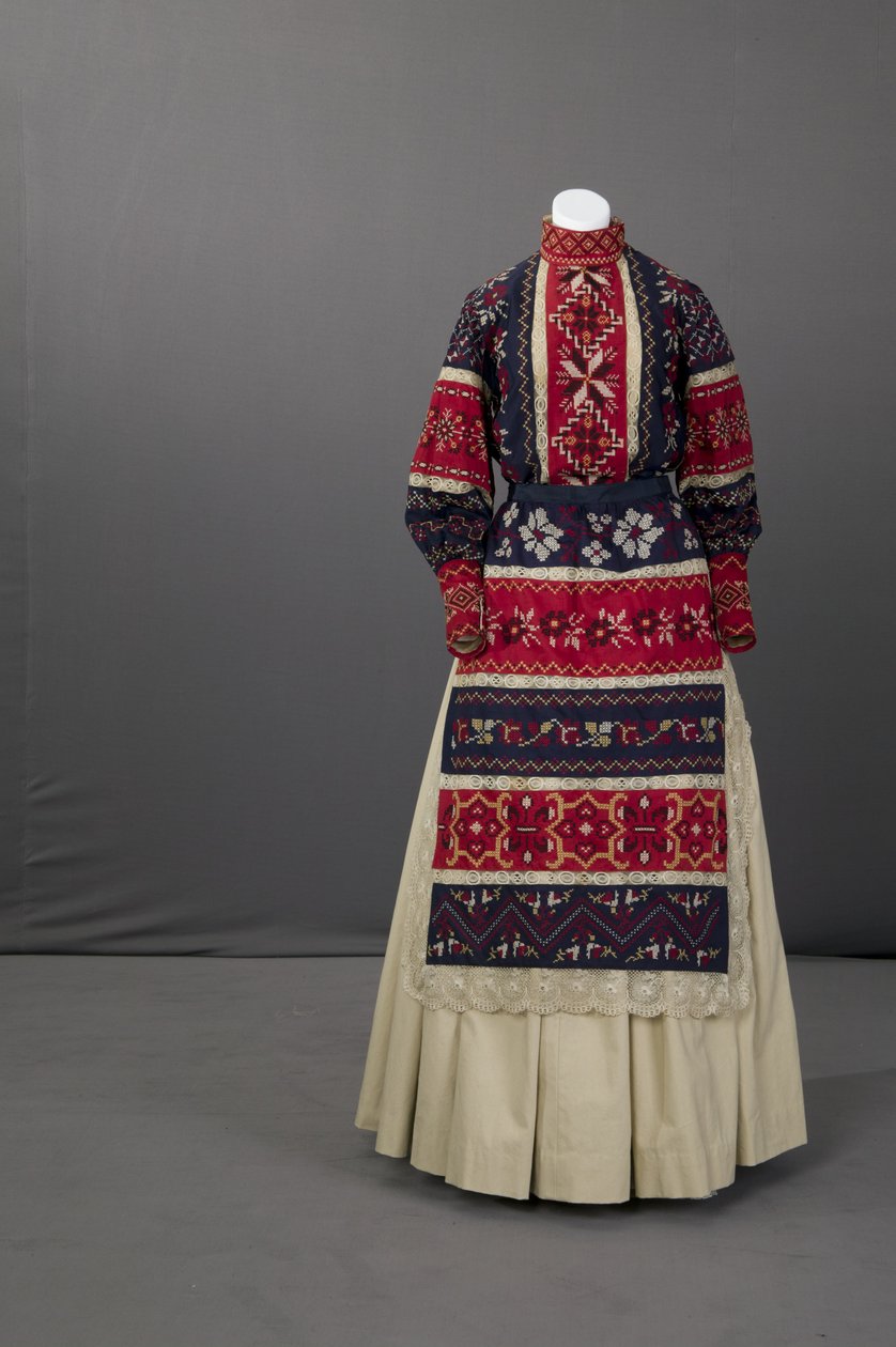 Ukrainsk bryllup ensemble af School Ukranian