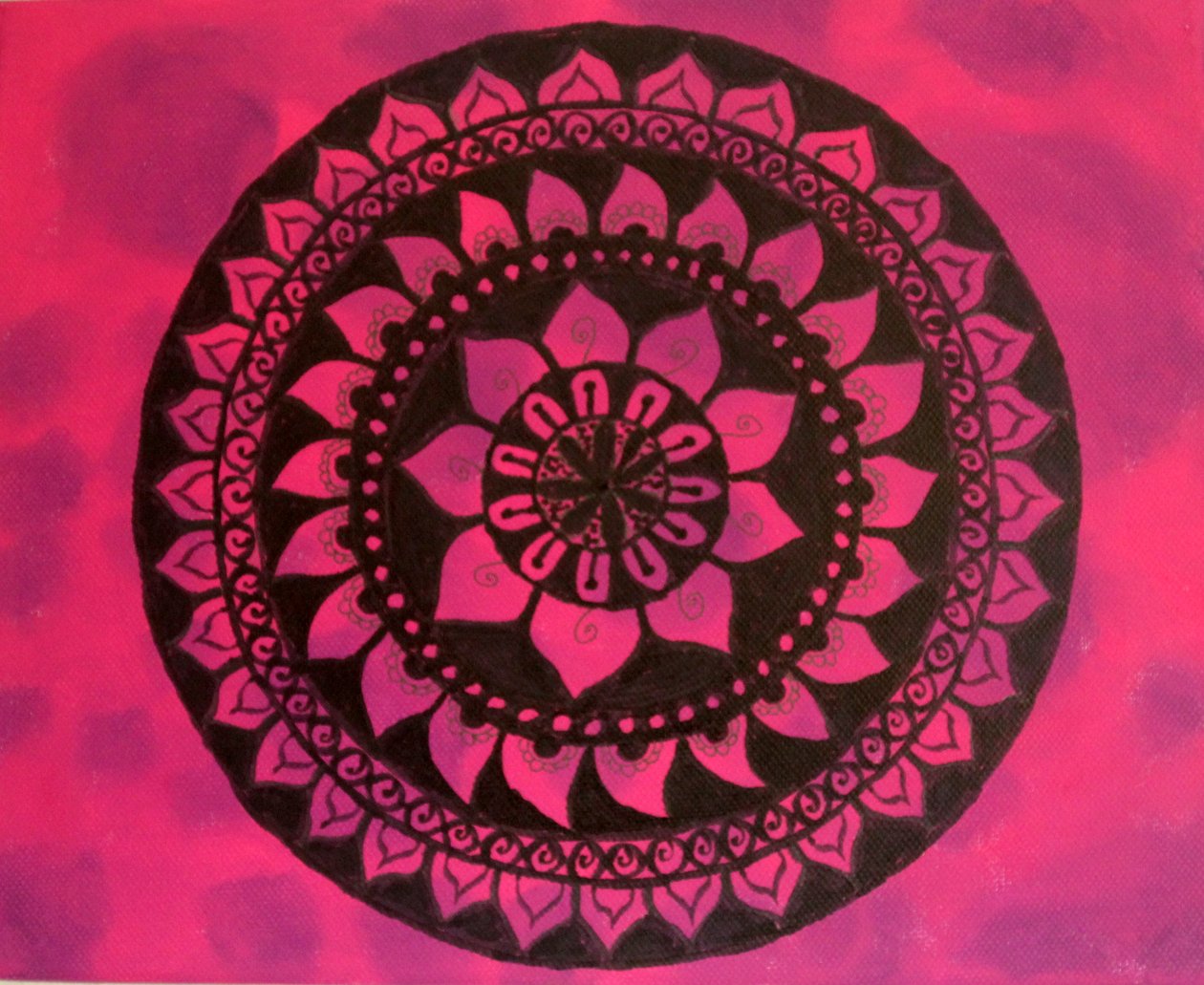 Mandala i pink og lilla af Sil A