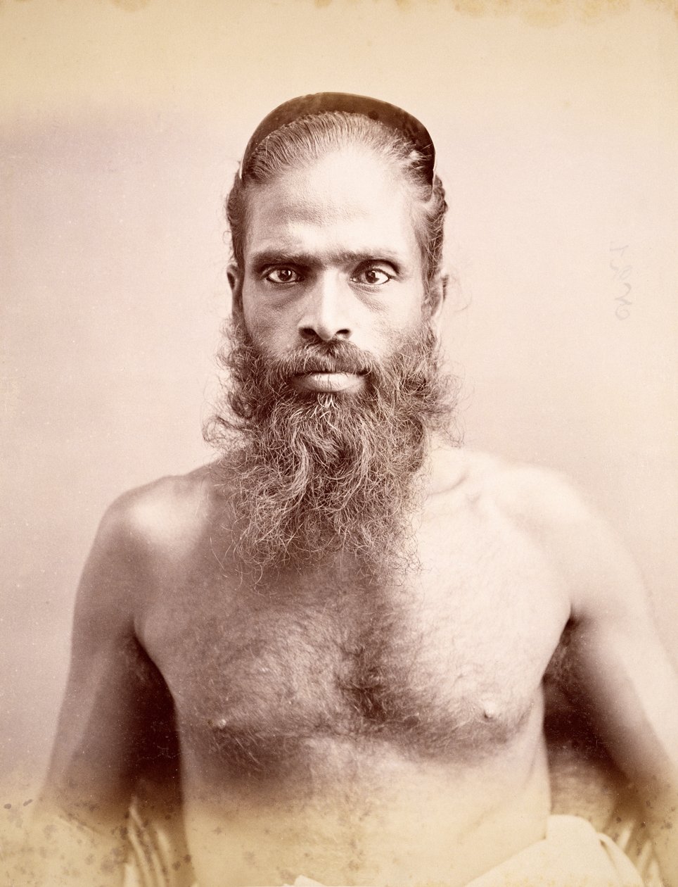 Singalesisk mand, udgivet ca. 1880 (albumin print) af Skeen and Co.