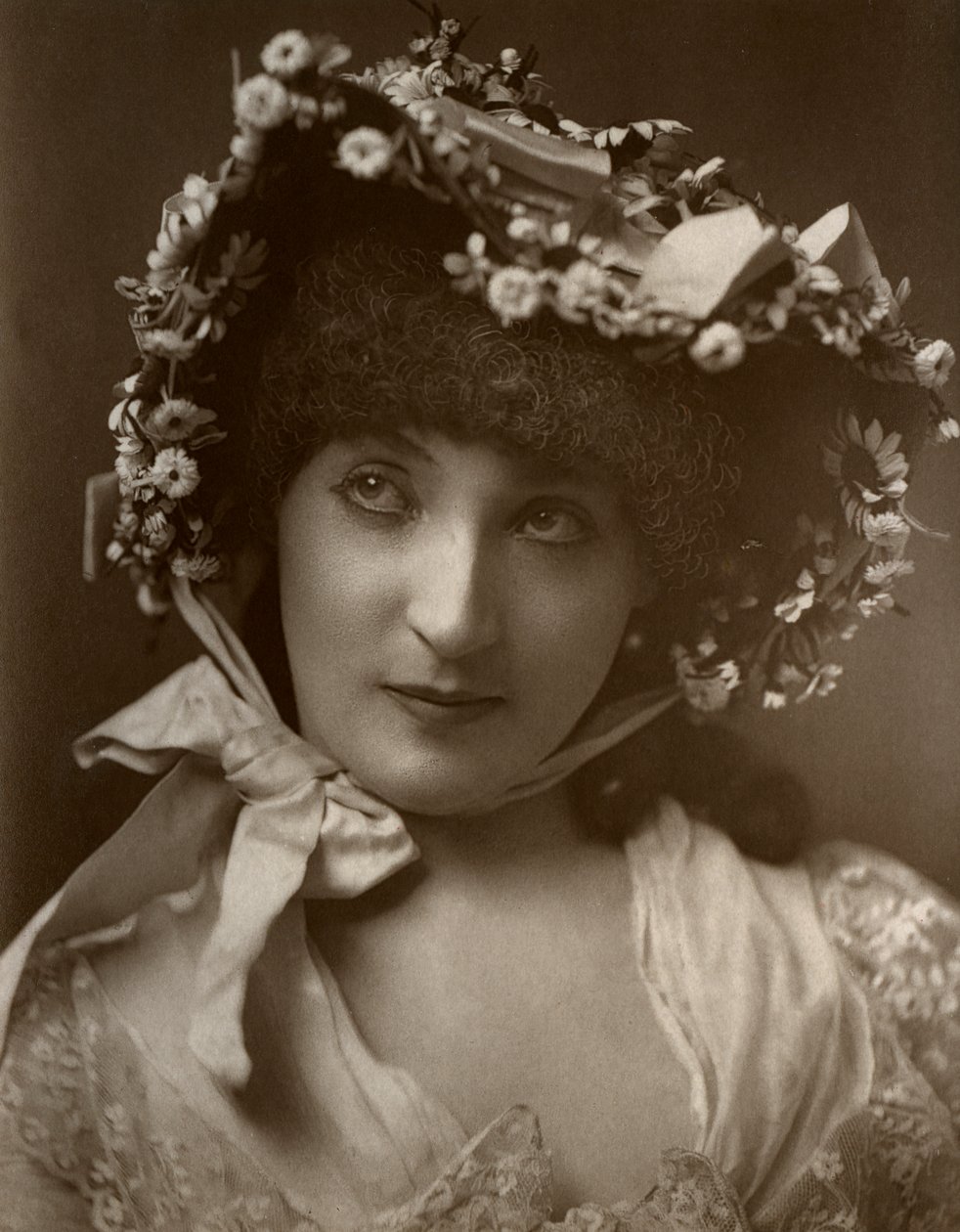 Miss Mulholland, skuespillerinde, 1884 af St James