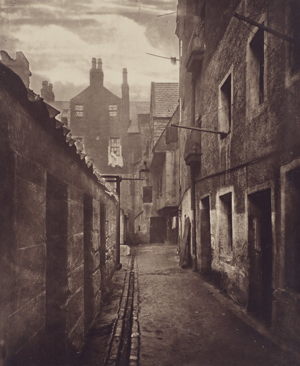 Close, High Street nr. 115. af Thomas Annan