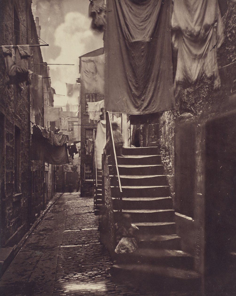 Close, No. 193 High Street. af Thomas Annan