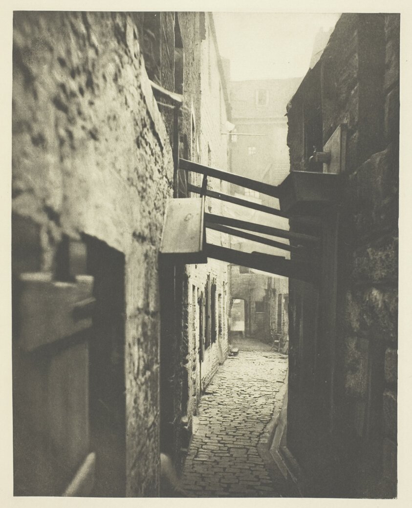 Luk No. 83 High Street af Thomas Annan