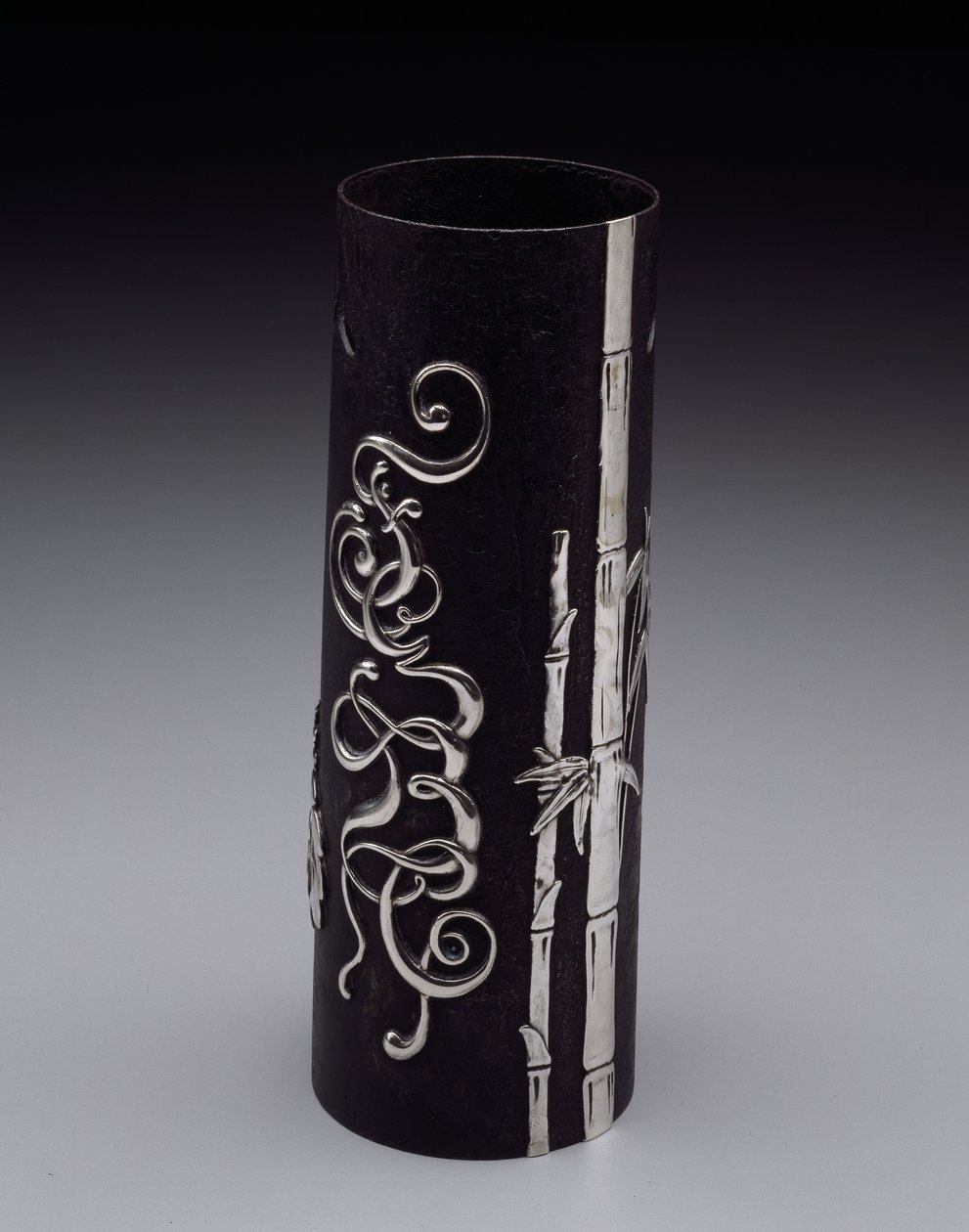 Vase, ca. 1877-85 (jern og sølv) af Tiffany and Company
