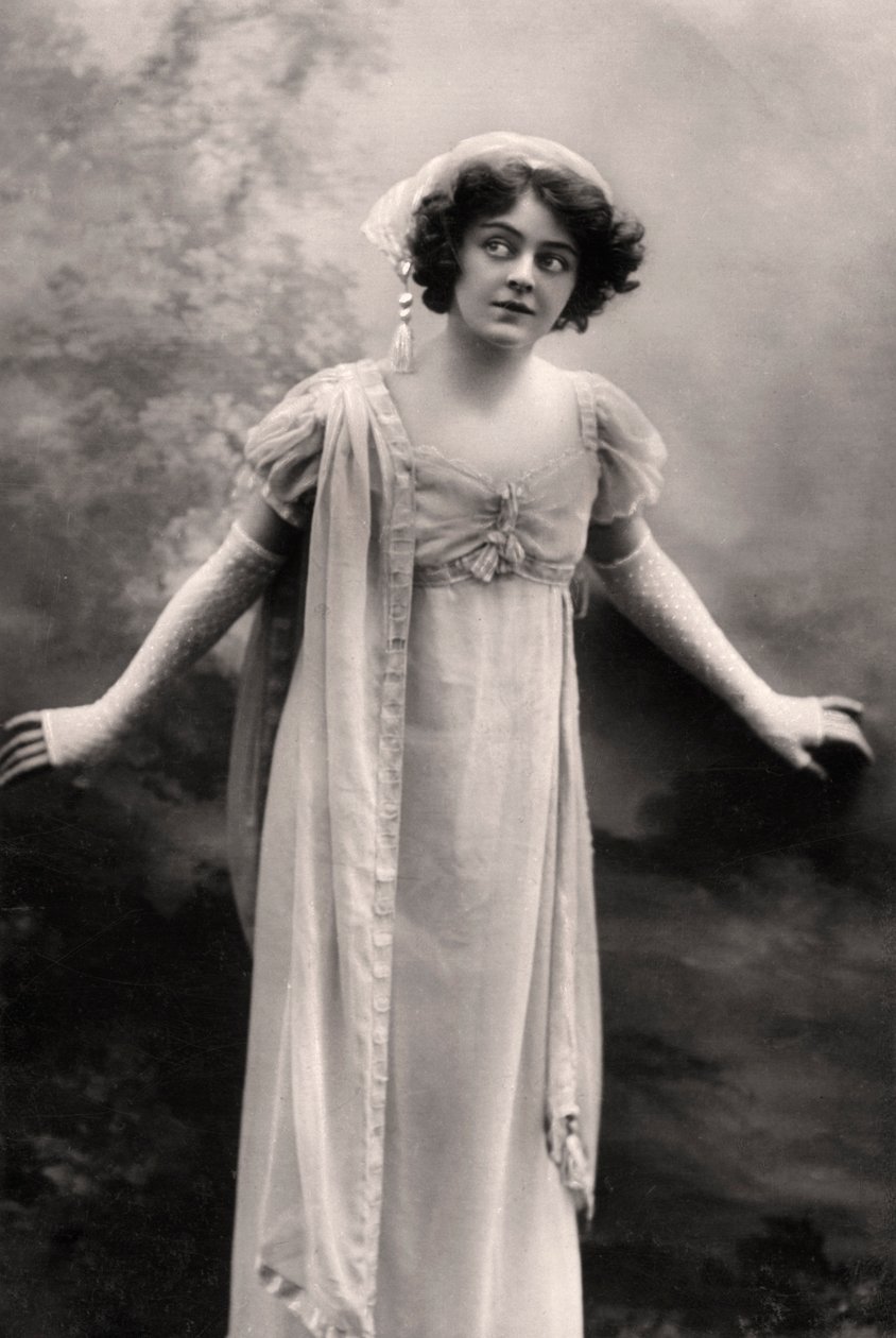 Adrienne Augarde 1882-1913, engelsk skuespillerinde, 1907 af Unbekannt