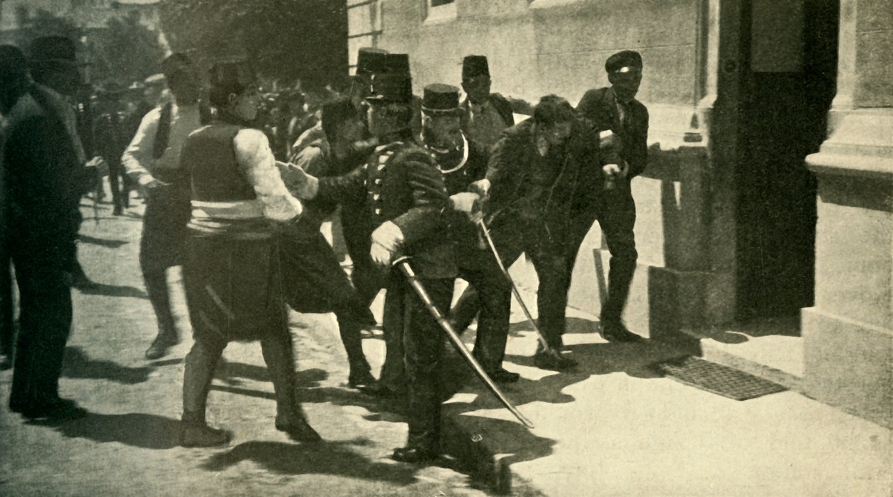 Arrestation af Gavrilo Princip ... Sarajevo, 28. juni 1914, c1920. af Unbekannt