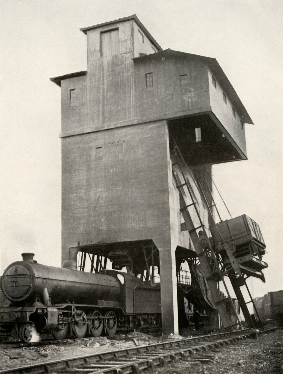 Automatisk kuling på Hornsey Station, Middlesex, 1935. af Unbekannt