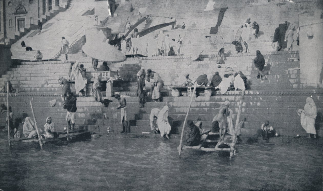Badning i Benares, 1924 af Unbekannt