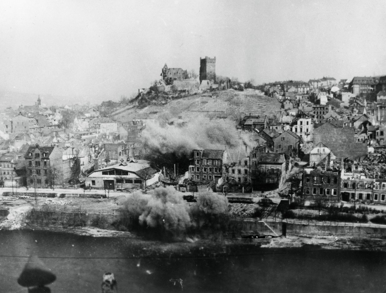 Bombardement af Bingen, Tyskland, marts 1945 af Unbekannt