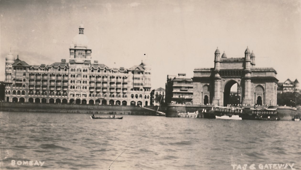 Bombay - Taj & Gateway, c1930. af Unbekannt