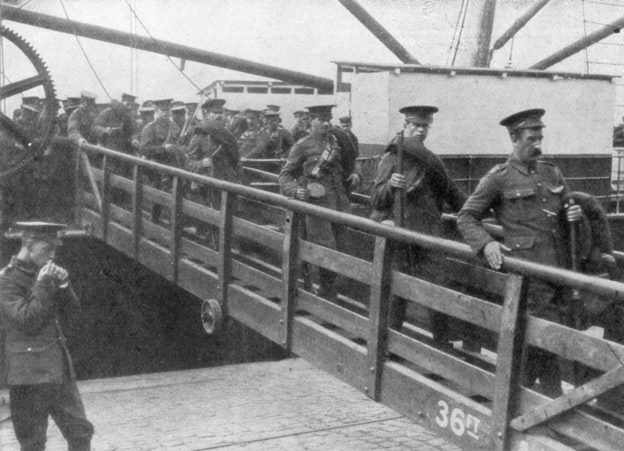 Britiske tropper går i land i Frankrig, 7. august 1914 af Unbekannt
