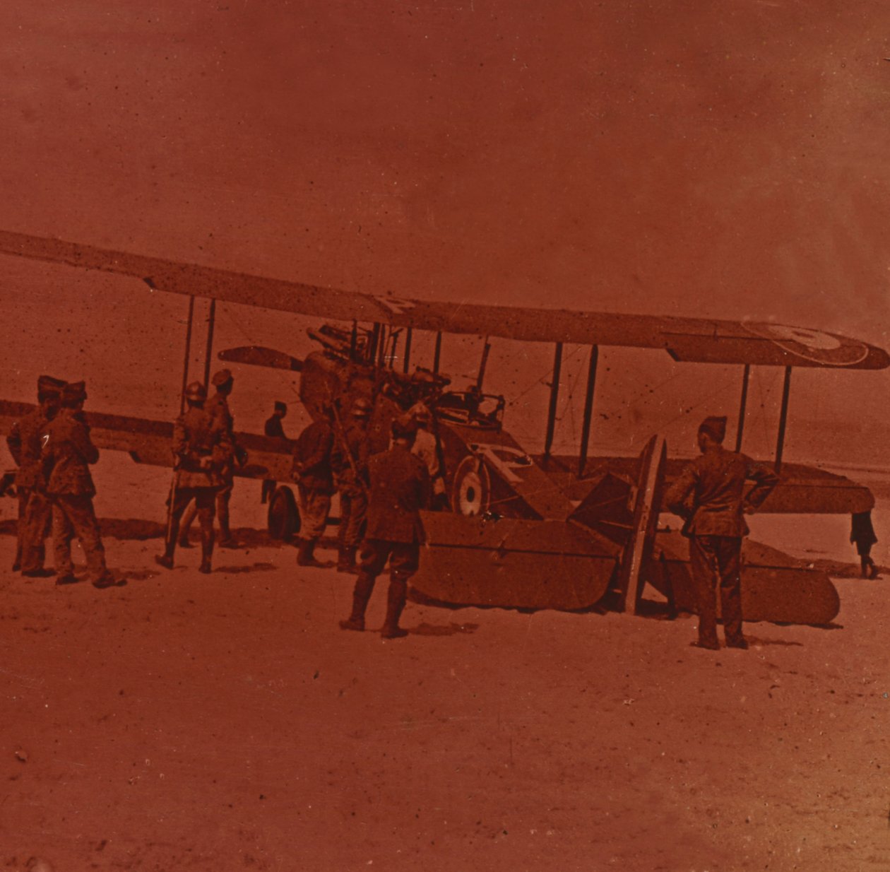 Nedbrudt britisk fly, c1914-c1918. af Unbekannt