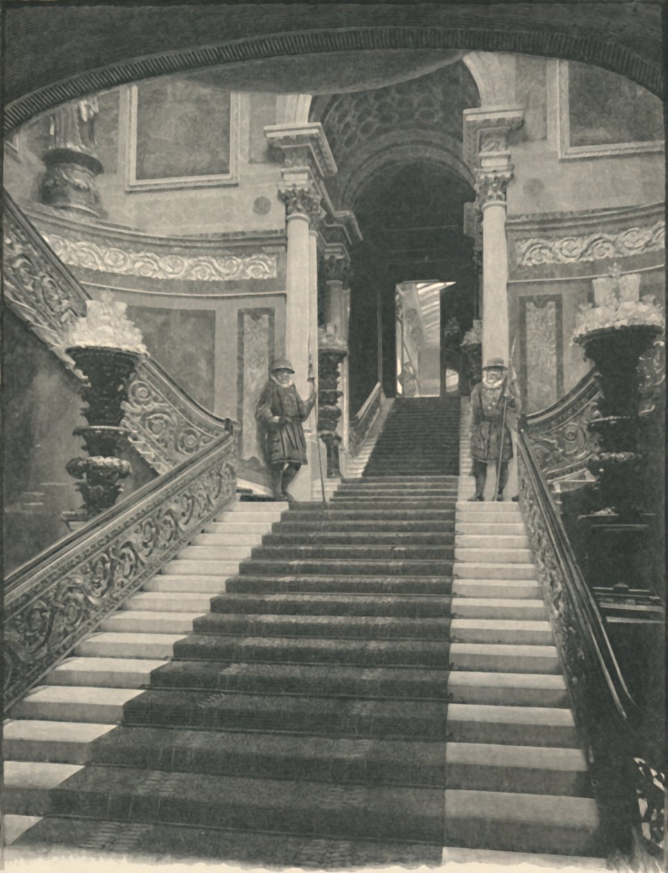 Buckingham Palace: The Grand Staircase, 1886 af Unbekannt