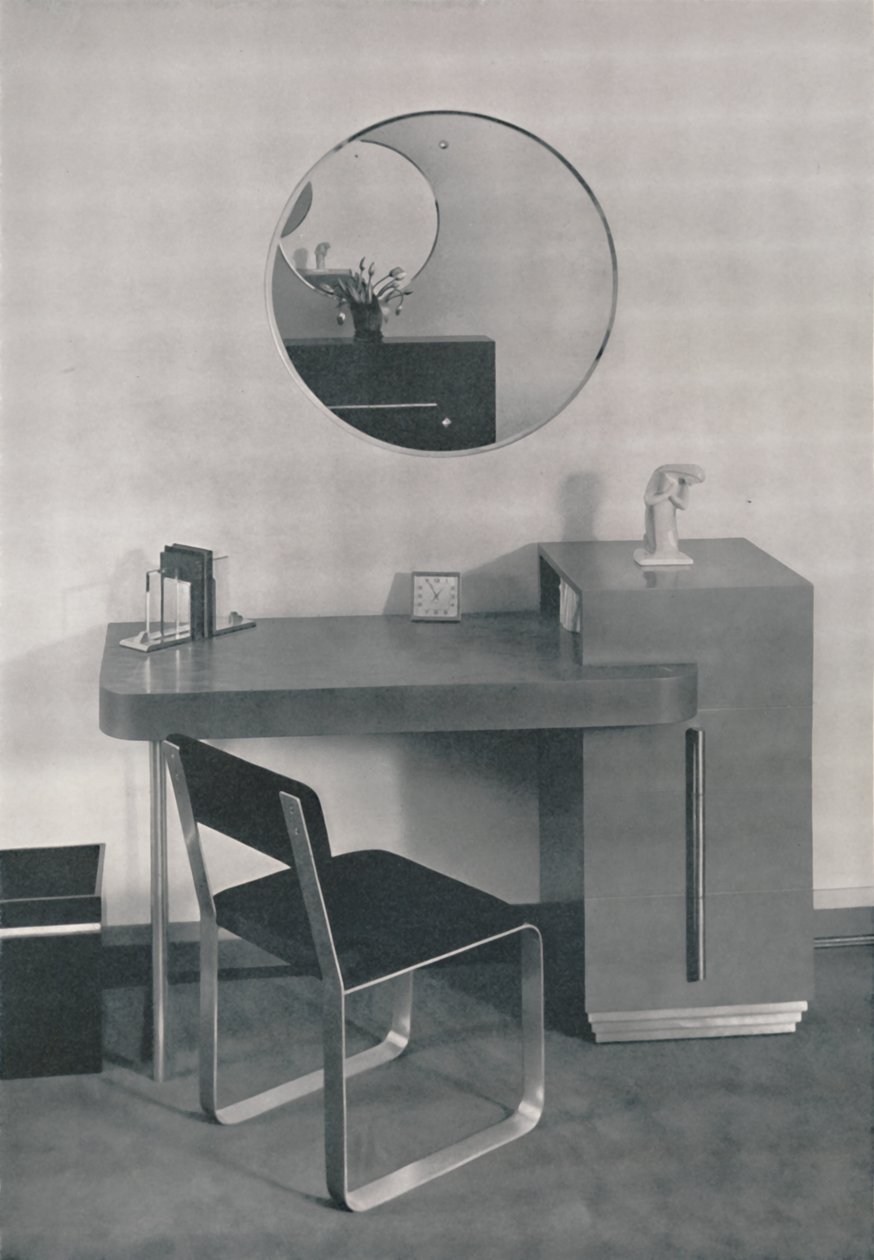 Skrivebord designet til fru Adolph Stuber, 1933 af Unbekannt