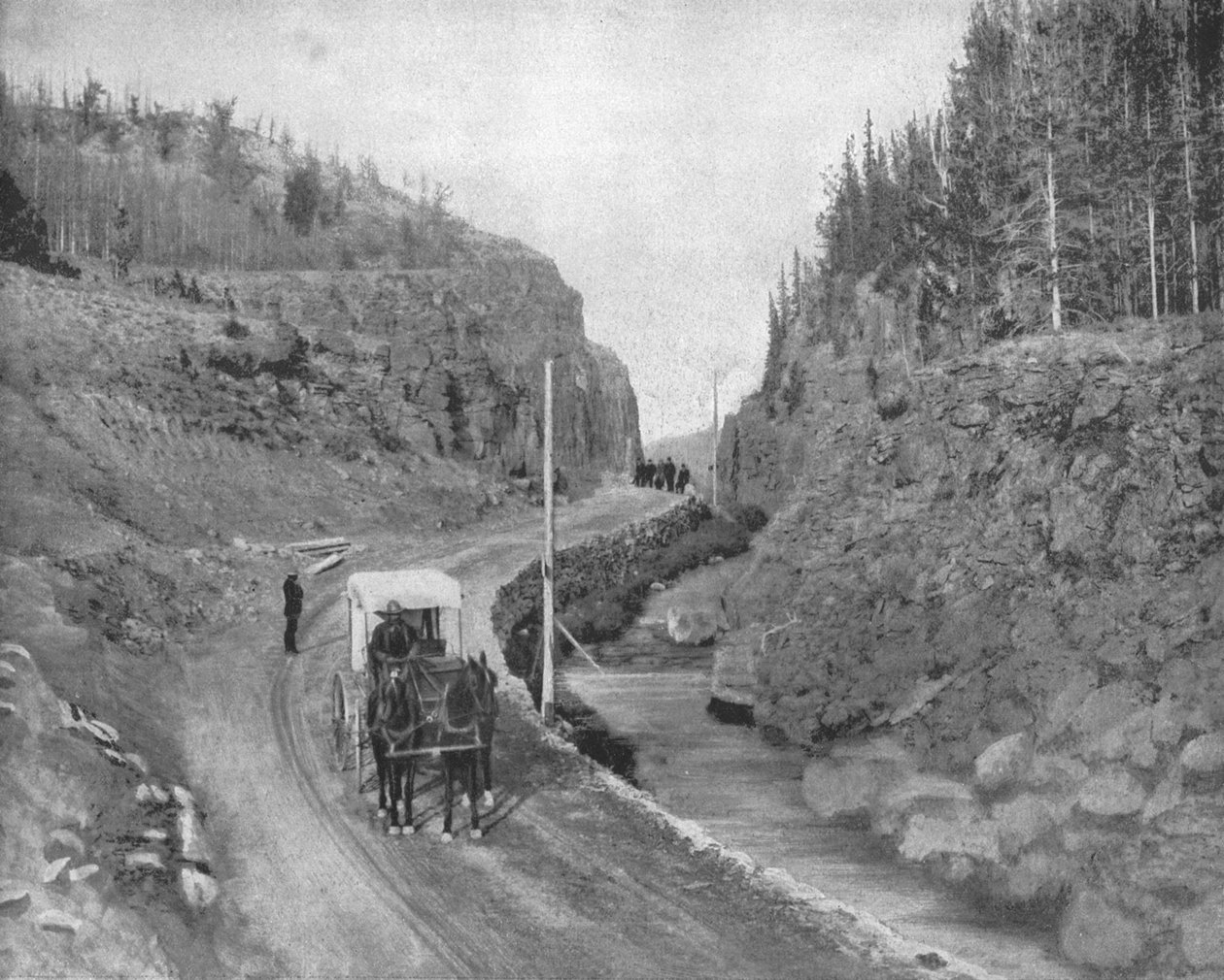 Indgang til Yellowstone Park, USA, c1900. af Unbekannt