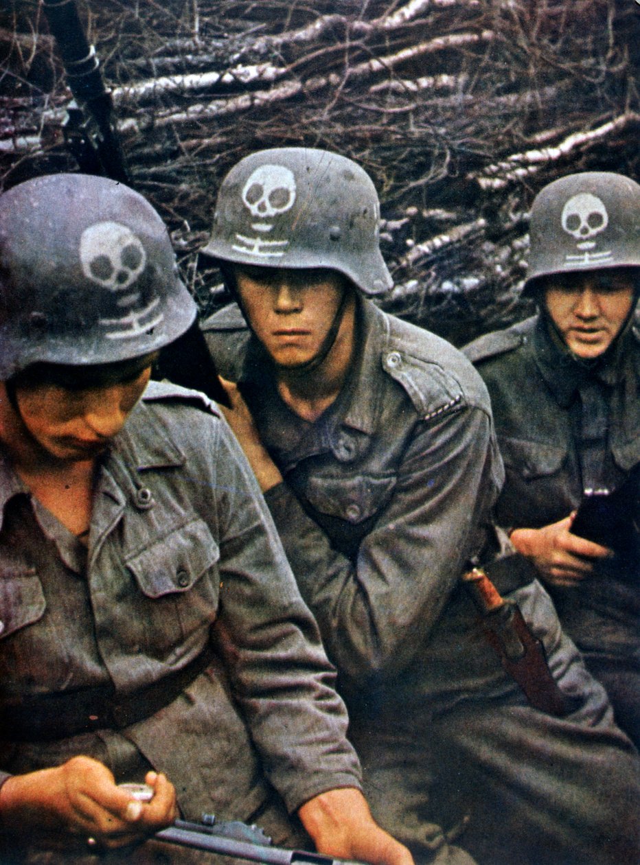 Finnish soldiers from an infantry regiment, 1943dani af Unbekannt