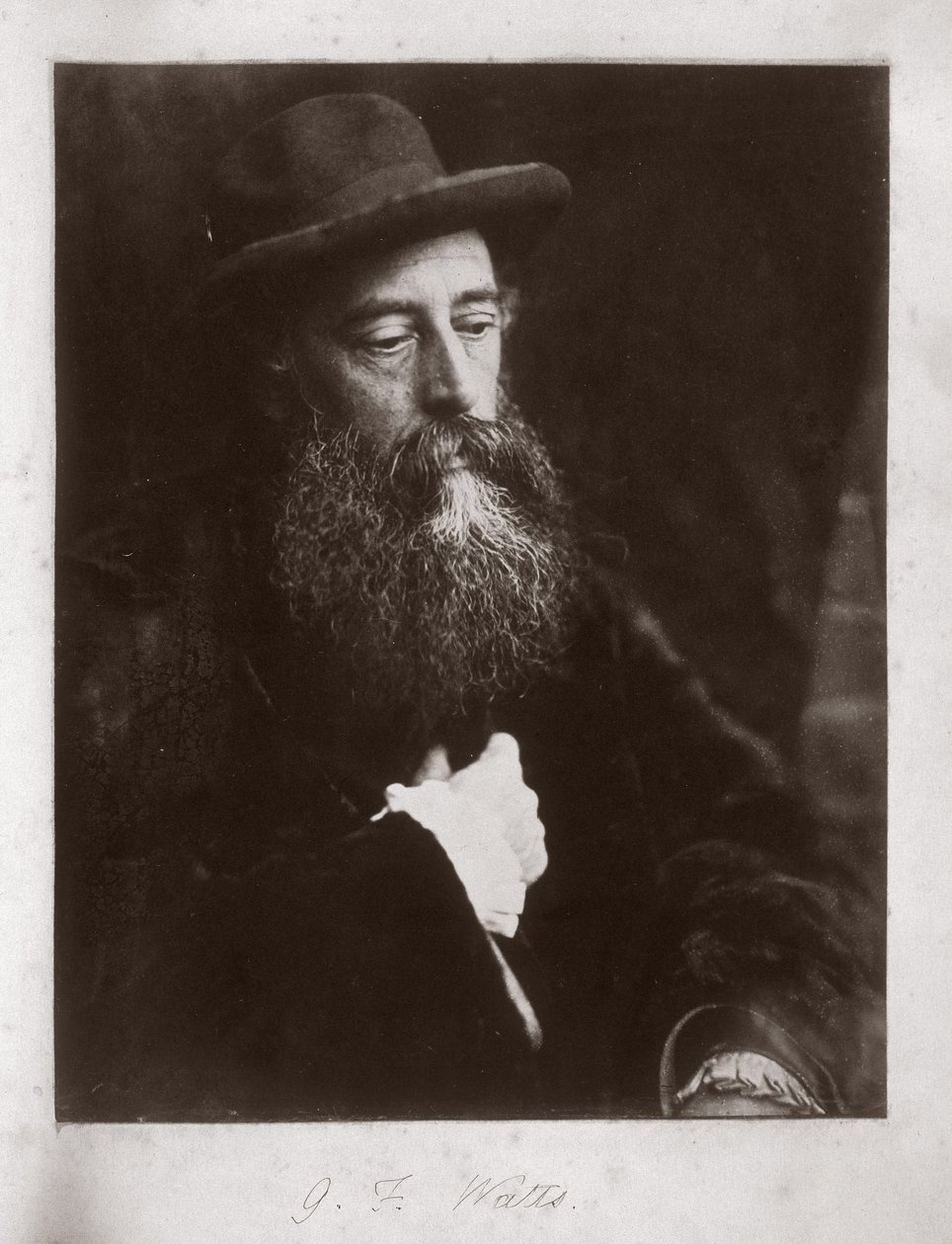 G F Watts med hat