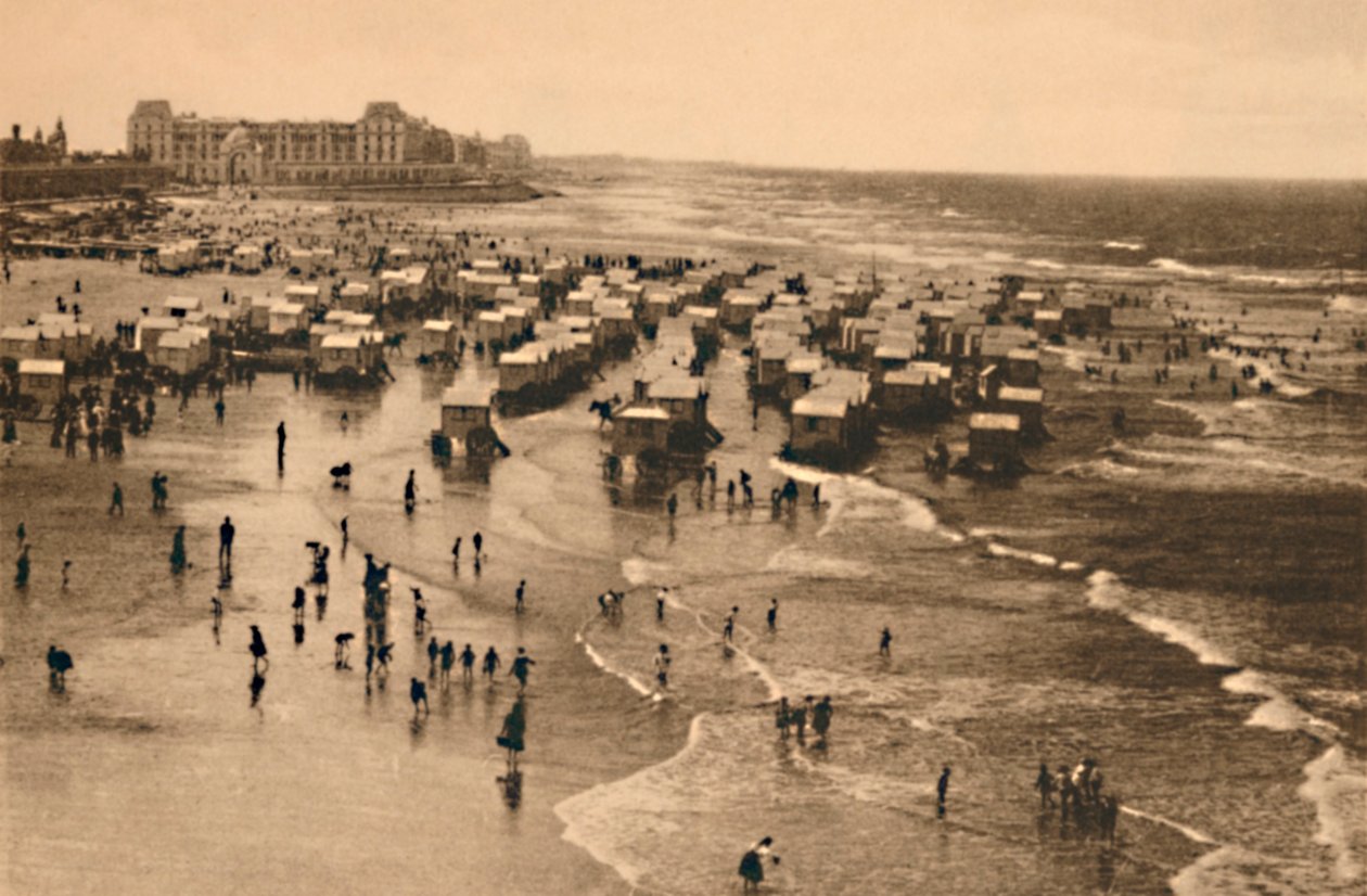 Generelt syn på Stranden ved Bath-tid, c1928 af Unbekannt
