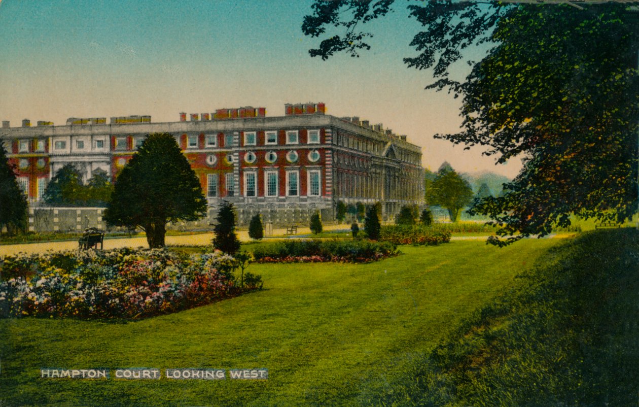 Hampton Court, Looking West, c1910 af Unbekannt