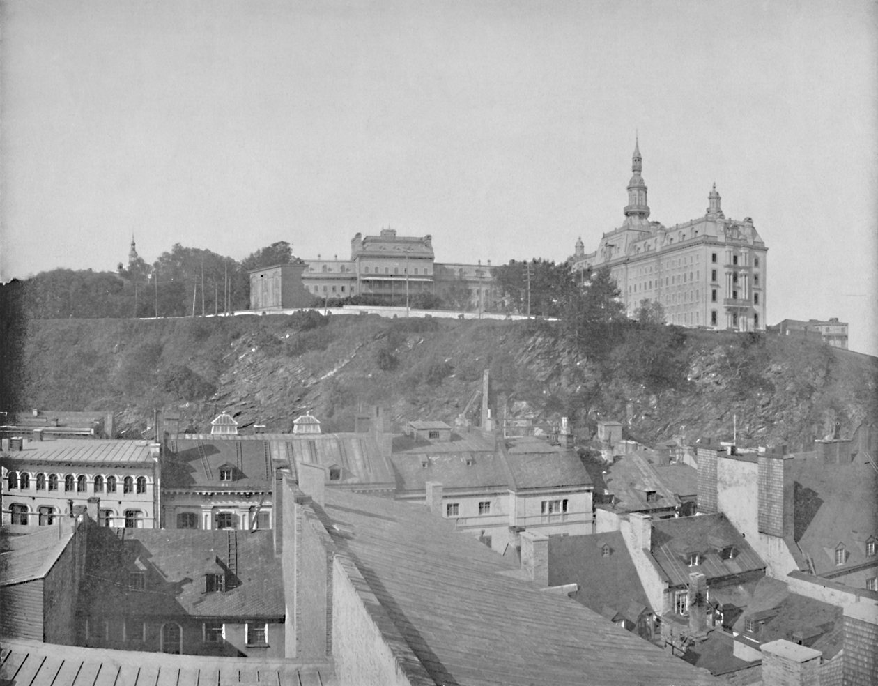 Laval University Buildings, City of Quebec, c1897. af Unbekannt