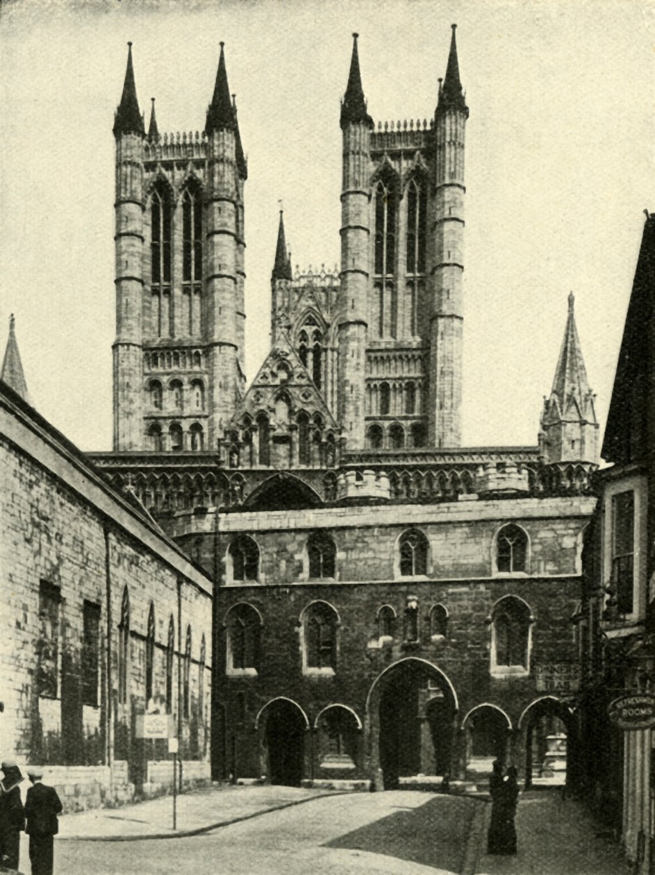 Lincoln Cathedral og The Exchequer Gate, c1948. af Unbekannt