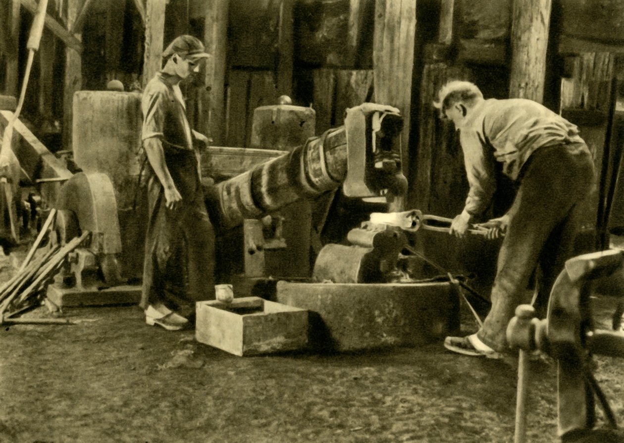 Metalarbejdere, Steiermark, Østrig, c1935. af Unbekannt