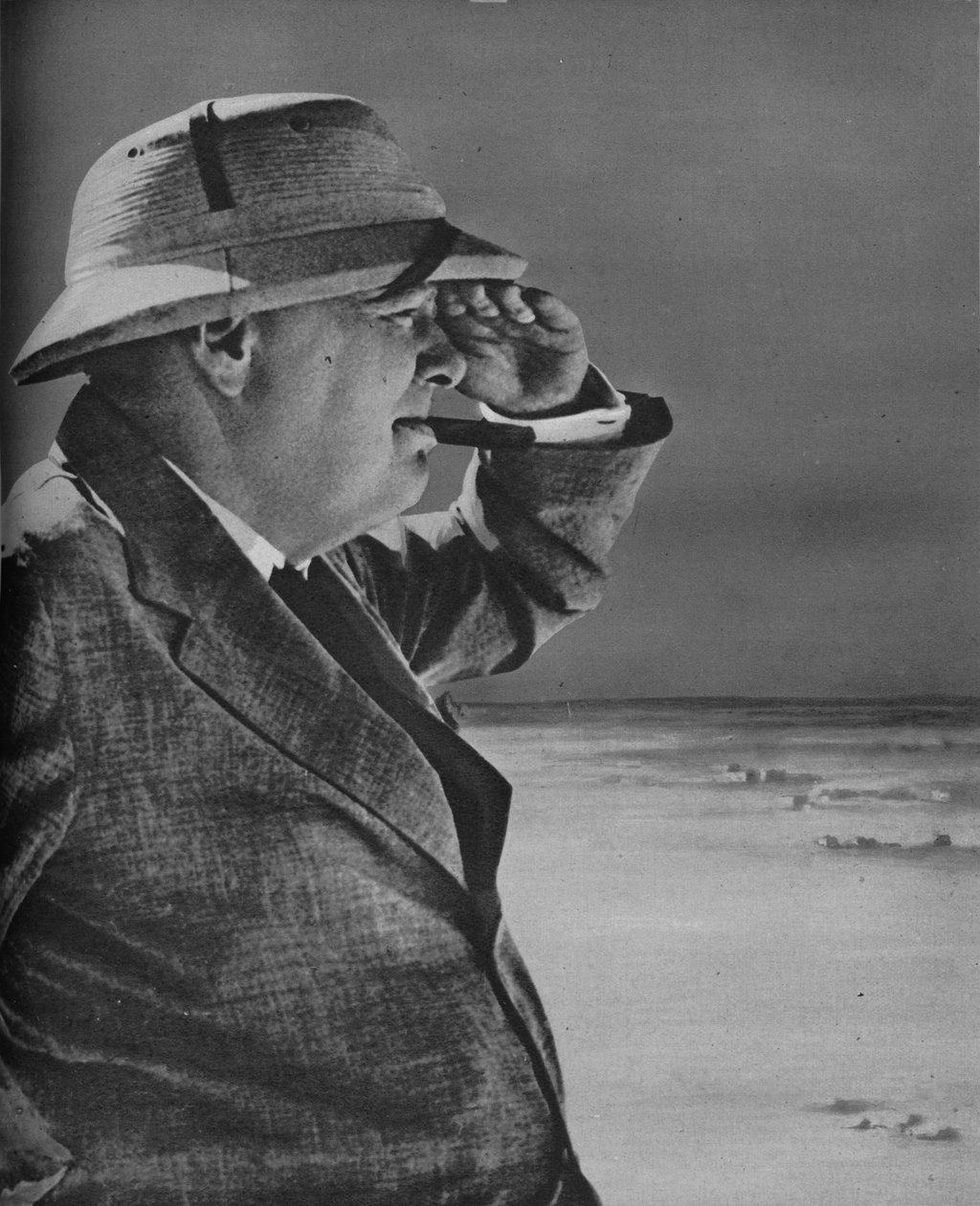Mr. Churchill spionerer fjenden, 1943. af Unbekannt