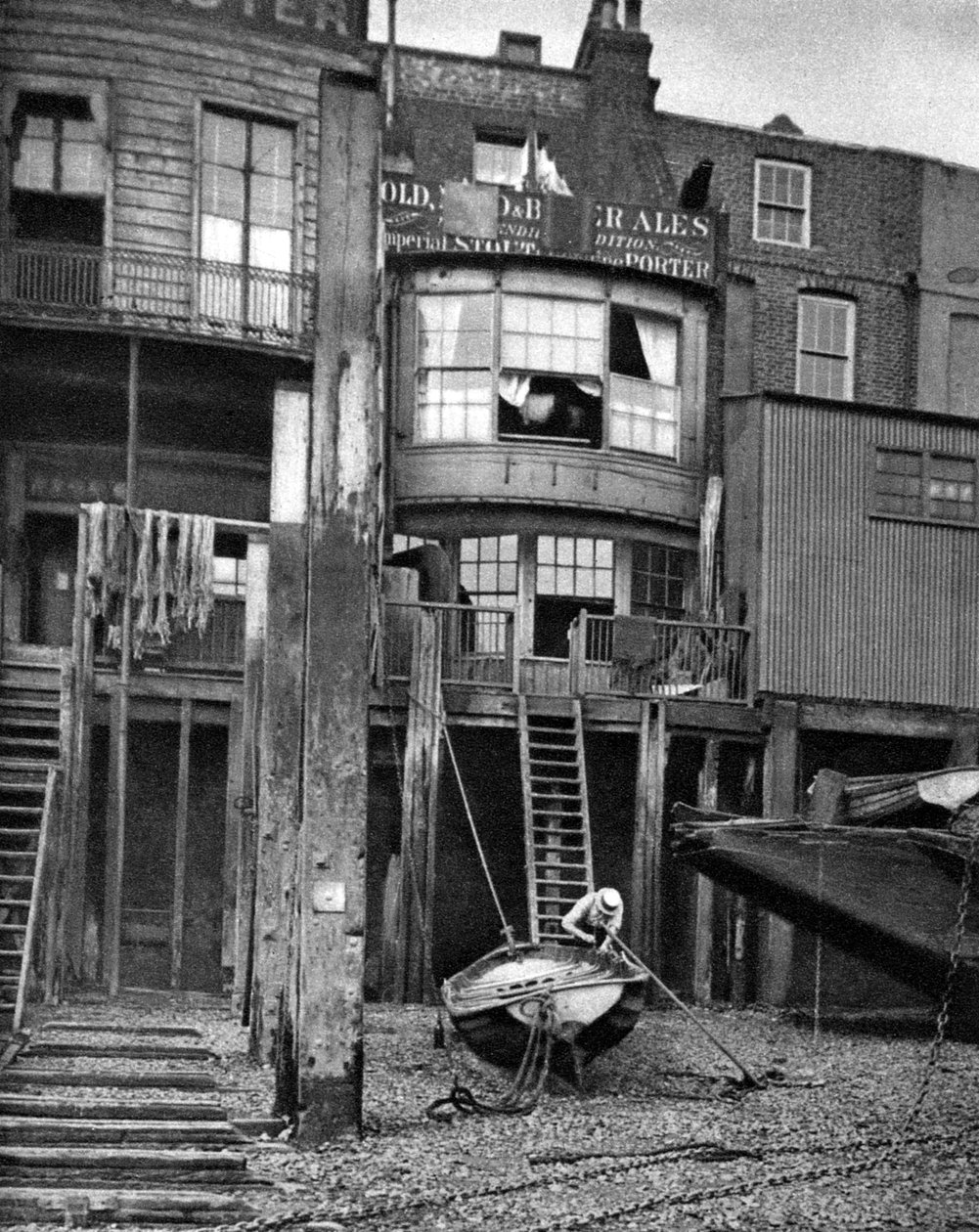 Gammel pub ved Themsen, London, 1926-1927 af Unbekannt