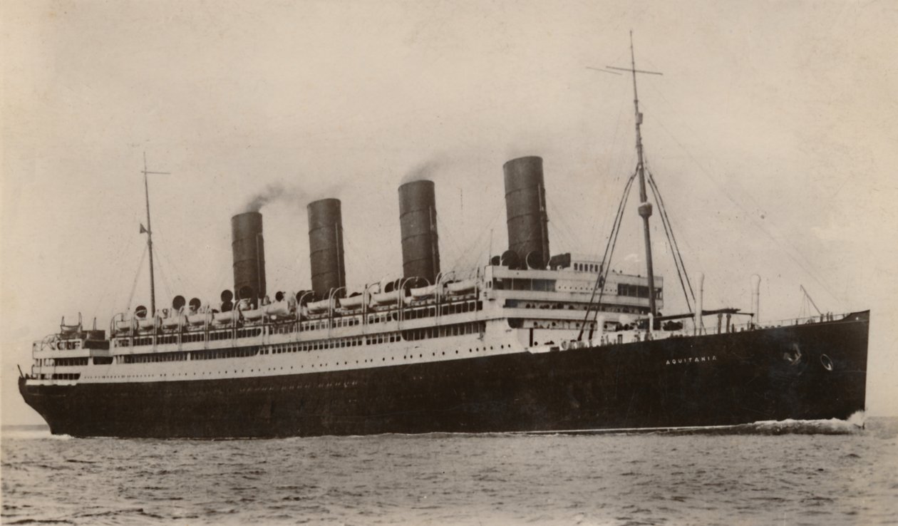 RMS Aquitania, c1930. af Unbekannt