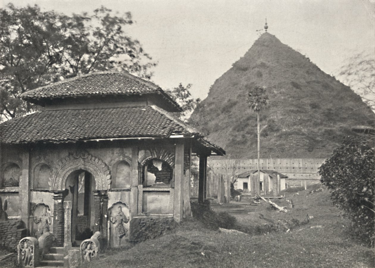 Ruwanweli Dagoba ved Anuradhapura. Østsiden, 1926 af Unbekannt