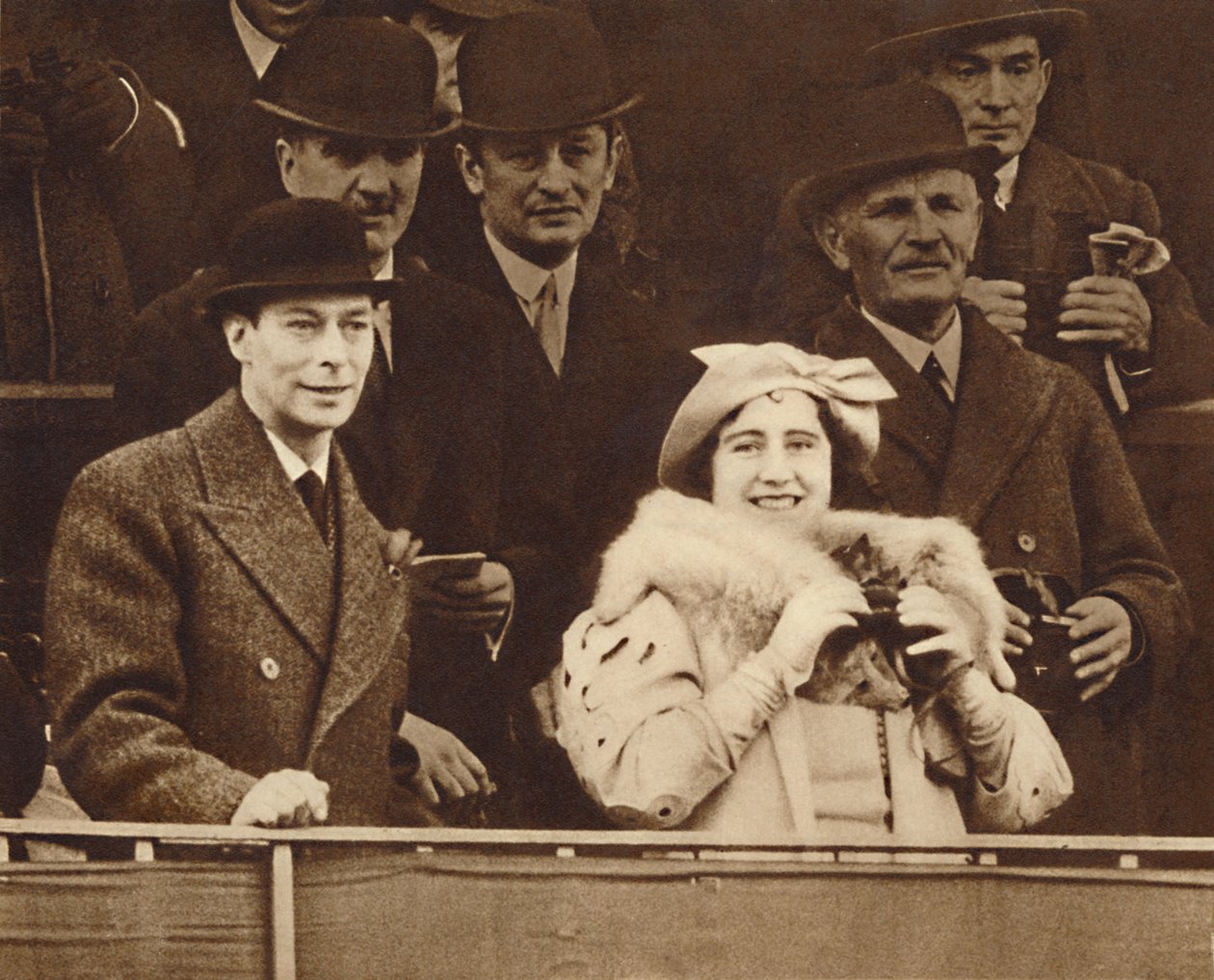 Deler en vittighed på Aintree, 1937 af Unbekannt