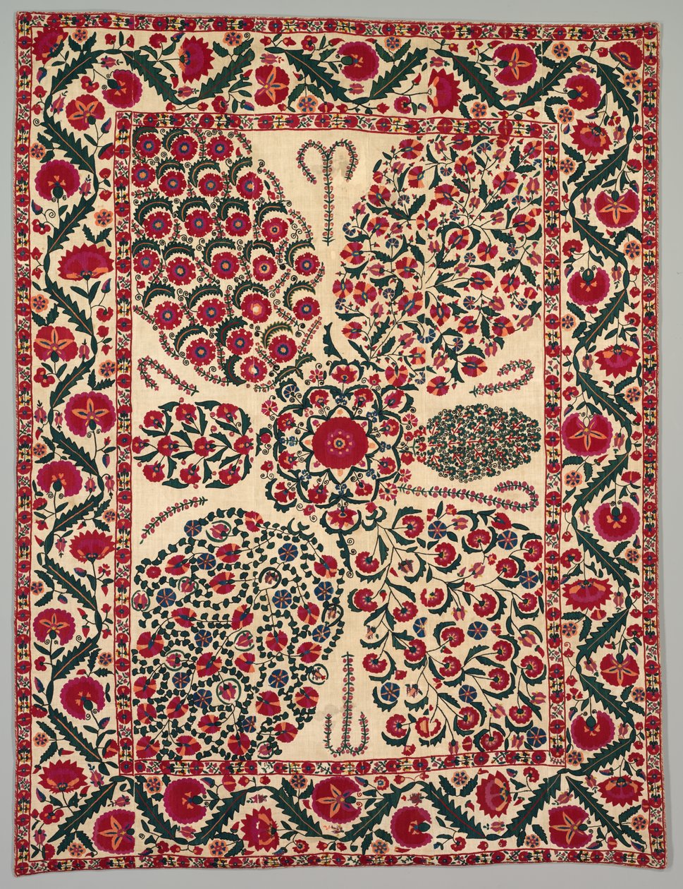 Suzani med blomsterspray, 1800-1850. af Unbekannt