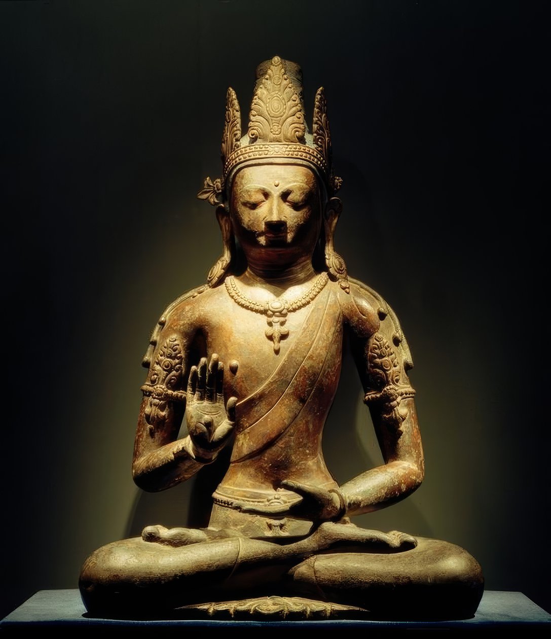 Tathagata Amoghasiddhi / Skulptur, 11. Jhadat. af Unbekannt