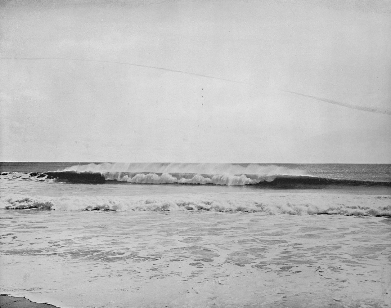 The Combing Wave, New Jersey Coast, c1897. af Unbekannt