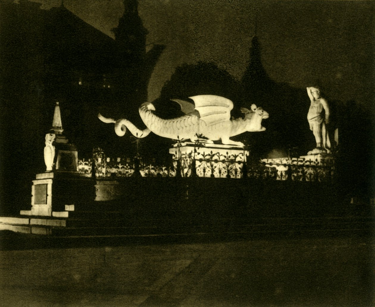 Lindwurm-fontænen, Klagenfurt, Østrig, c1935. af Unbekannt