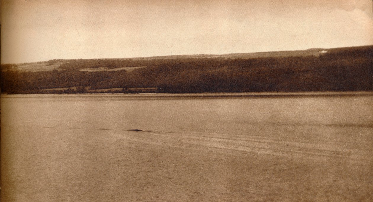 Loch Ness-monstret, 1933, 1938 af Unbekannt