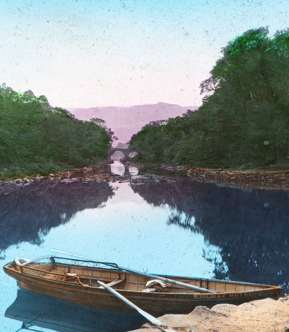 The Meeting of the Waters, Killarney, c1910 af Unbekannt