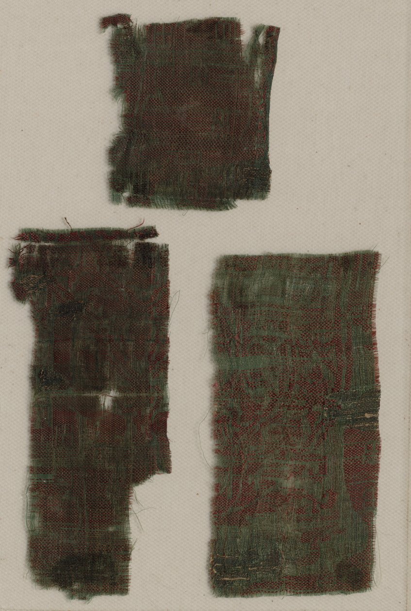 Tre fragmenter af italiensk gotisk silke, 1300-tallet. af Unbekannt