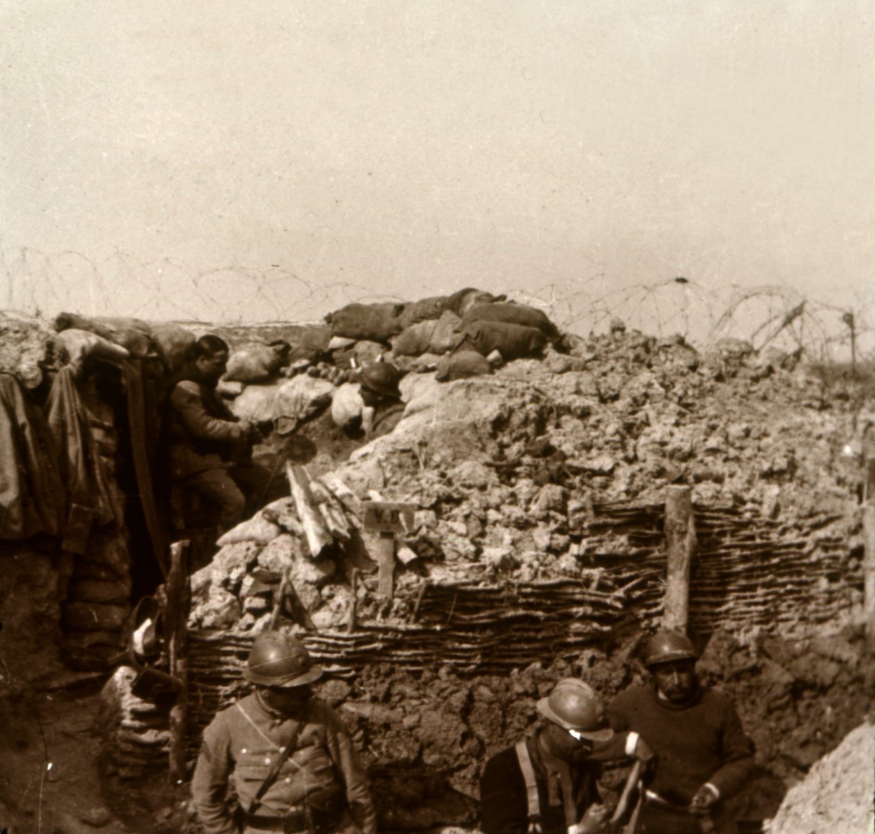 Skyttegrave, Champagne, Nordfrankrig, c1914-c1918 af Unbekannt