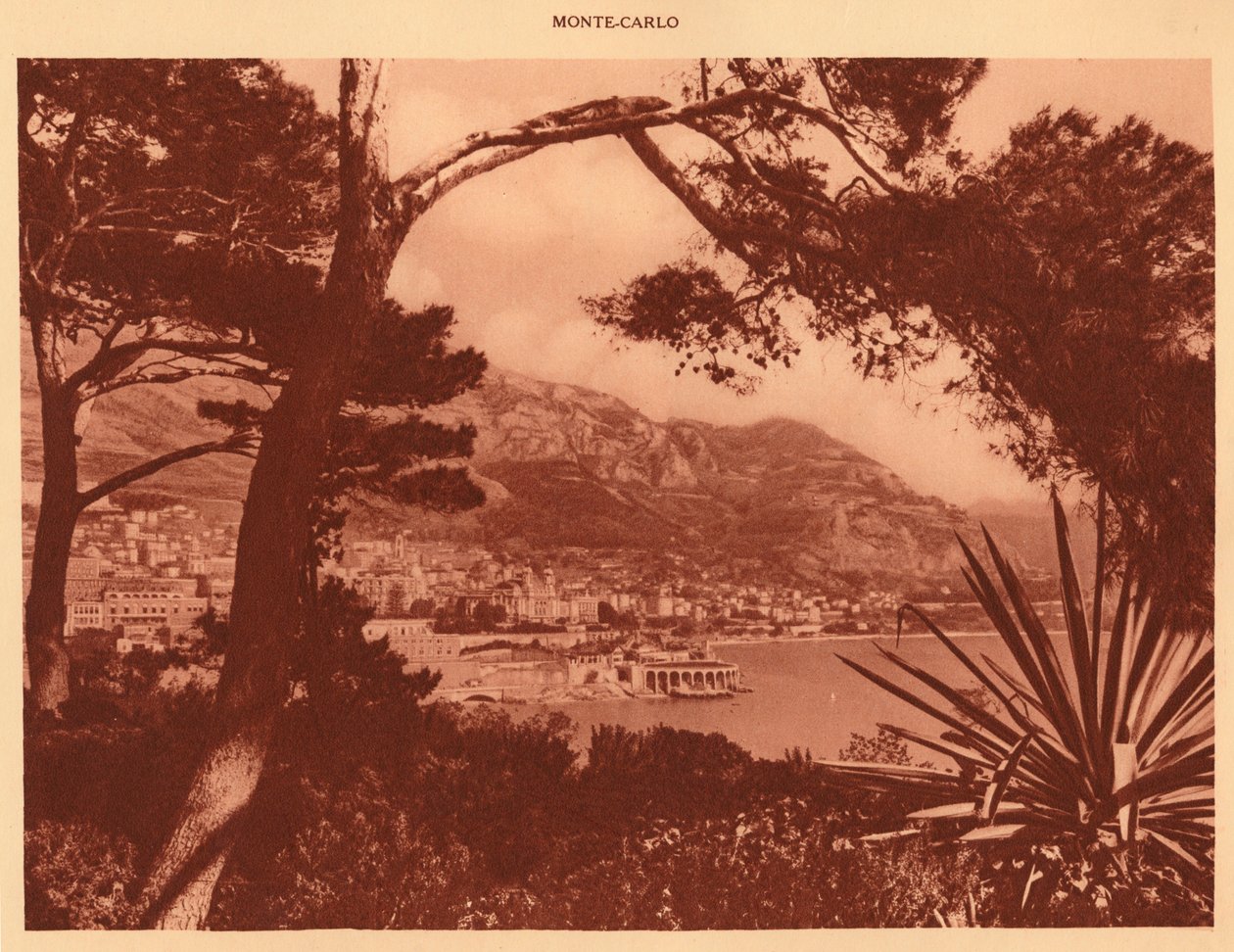 Udsigt taget af Monte-Carlo fra Monaco, 1930. af Unbekannt