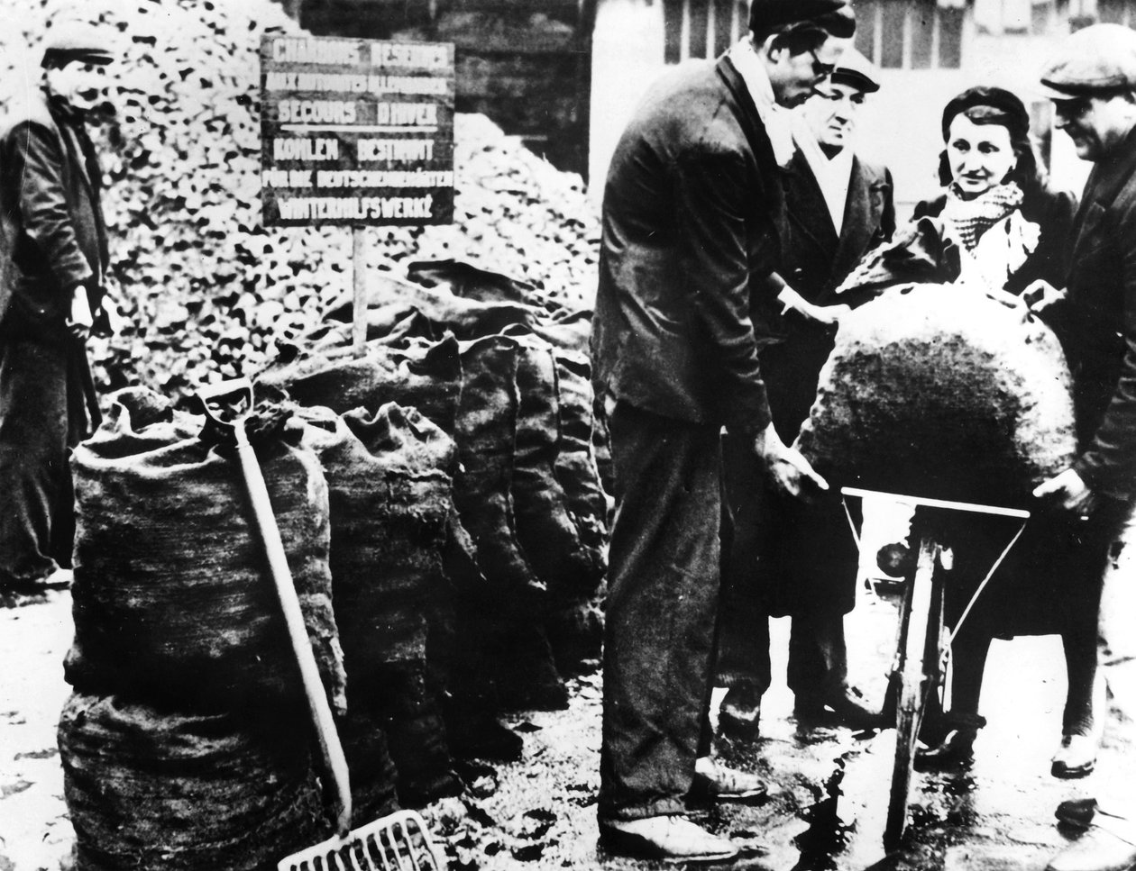 Vinterrelief, distribution af kul, Frankrig 1940-1944 af Unbekannt