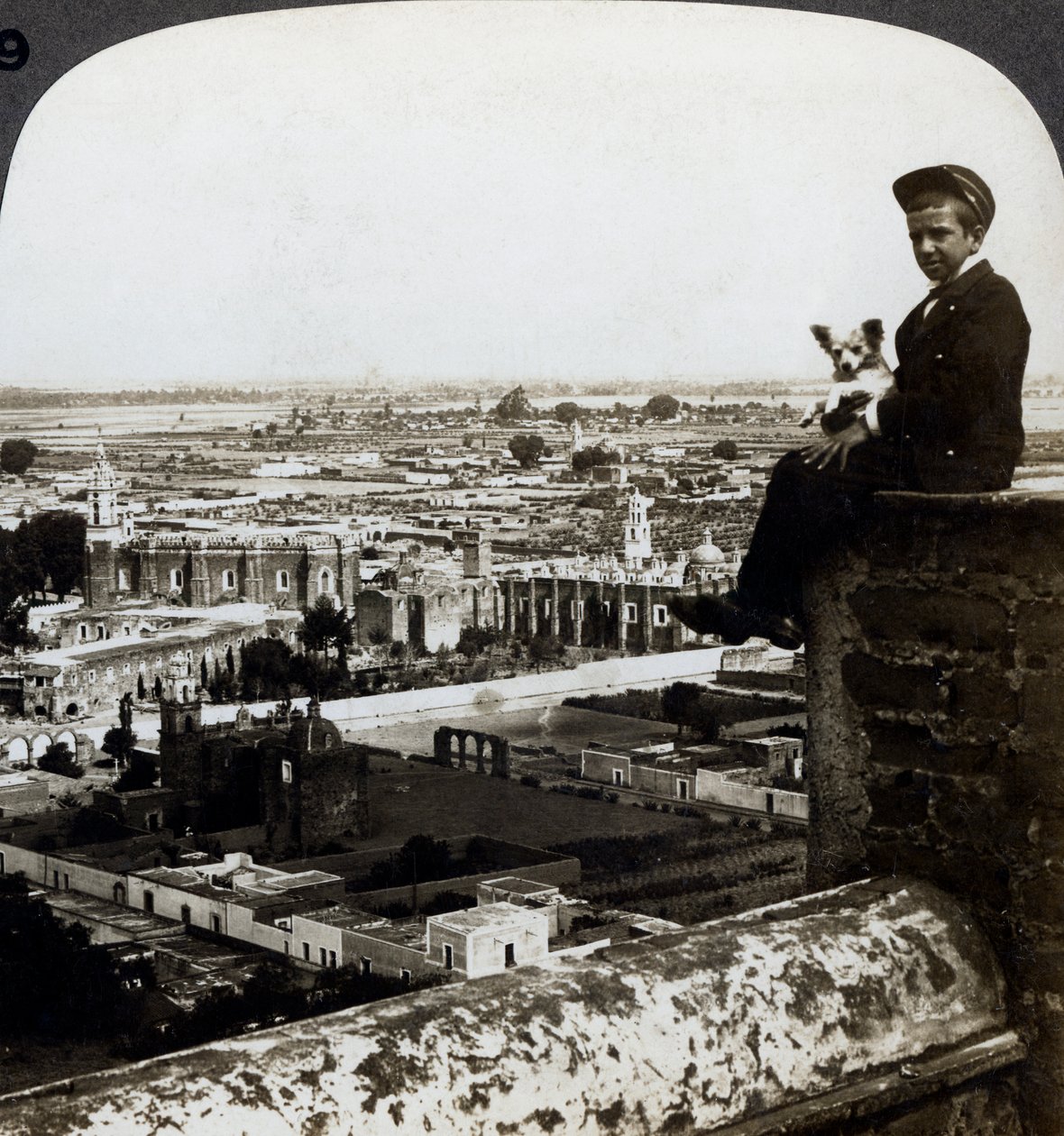 Udsigt over Cholula, Mexico. af Underwood and Underwood