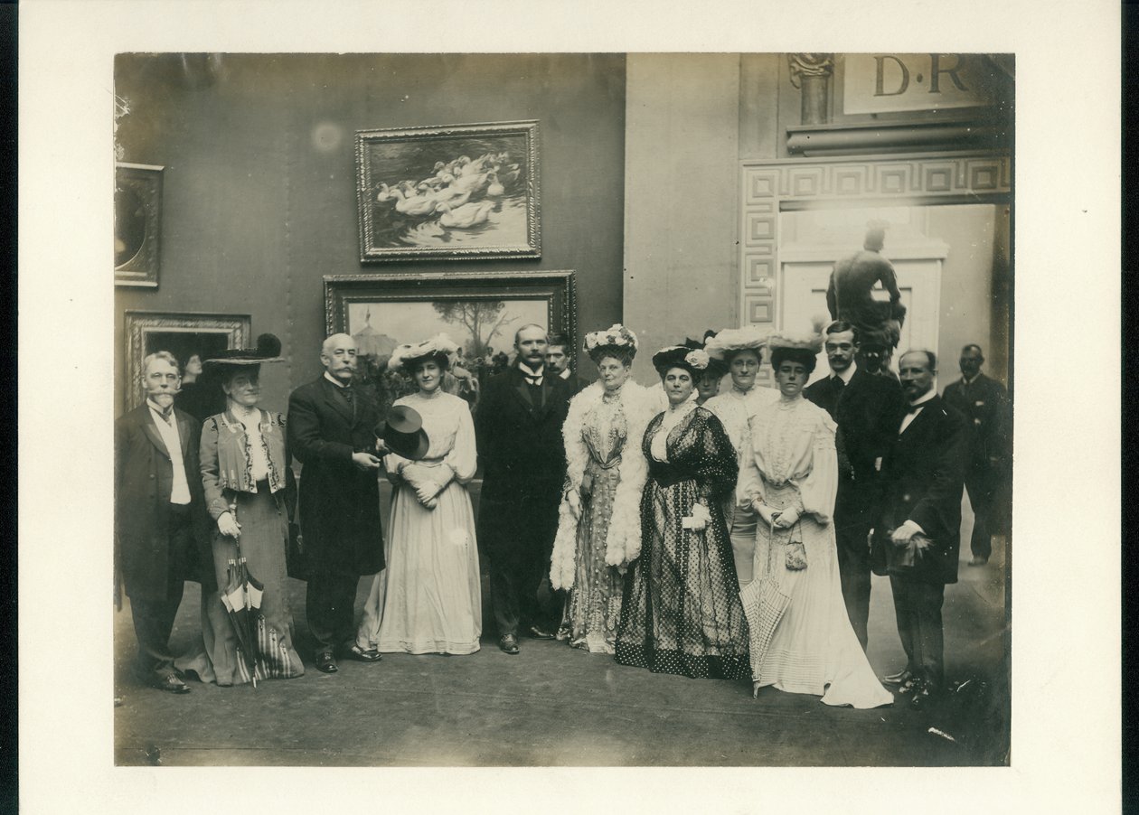 Palace of Art -modtagelsesgruppe, herunder fru Manning, formand for Board of Lady Managers (sjette fra venstre) og Florence Hayward (anden fra venstre) af Unknown