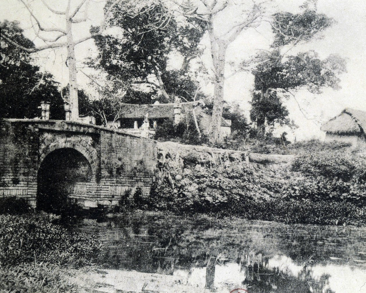 Hanoi, Papirbroen i 1883. af Unknown photographer