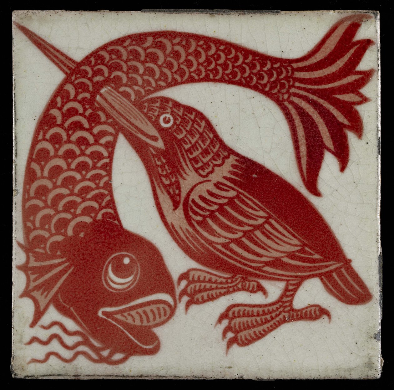 Flise med Kingfisher med næb gennem fisk, 1882-88 (rødt og hvidt glanstøj) af William de Morgan