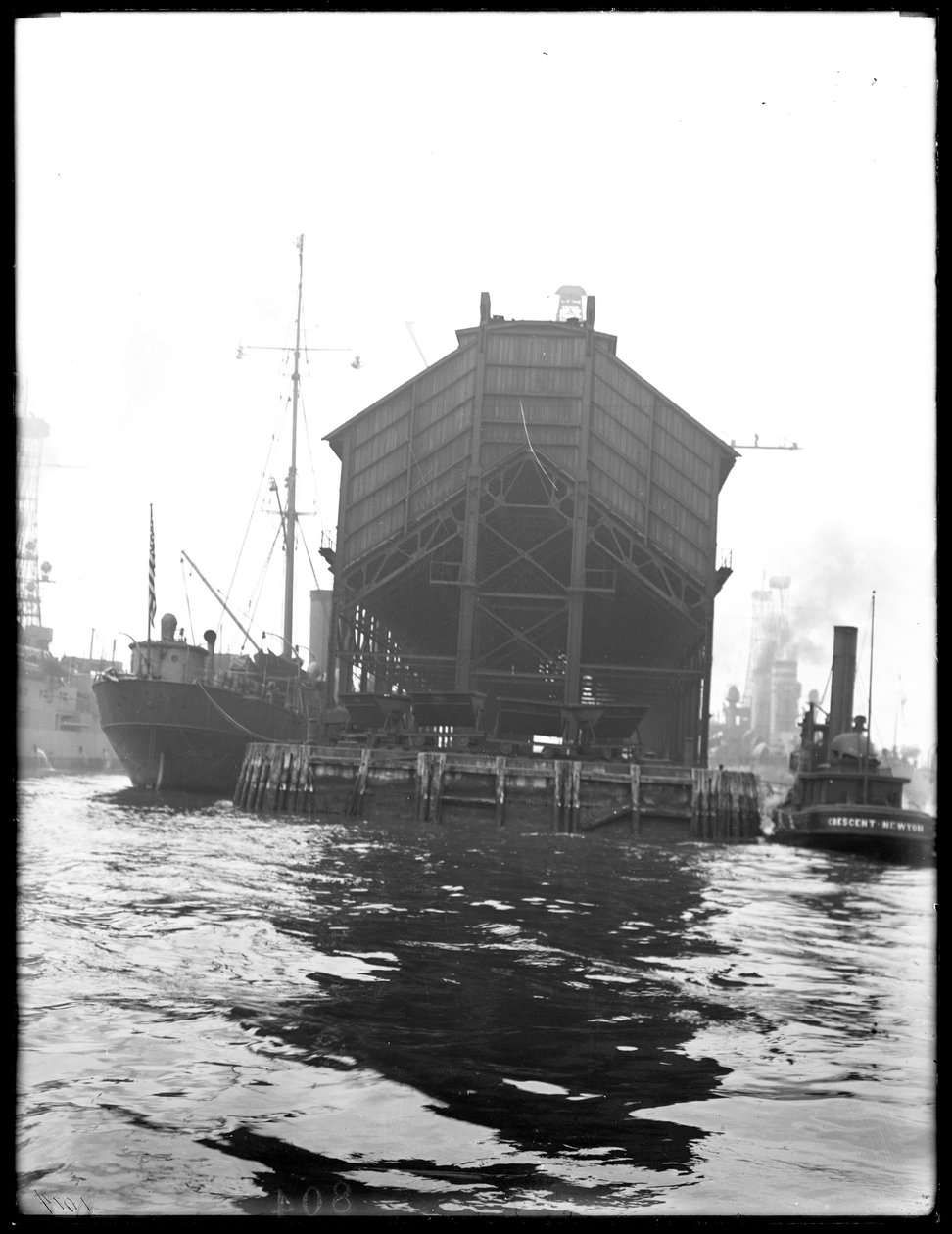 Kullomme, Brooklyn Navy Yard, 1912 af William Davis Hassler
