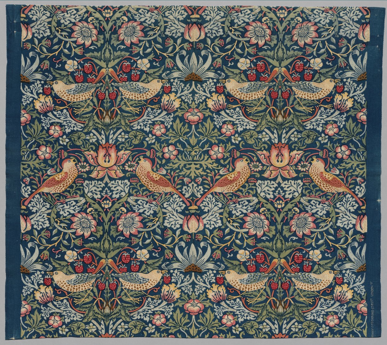 Jordbærtyv, ca 1936. af William Morris